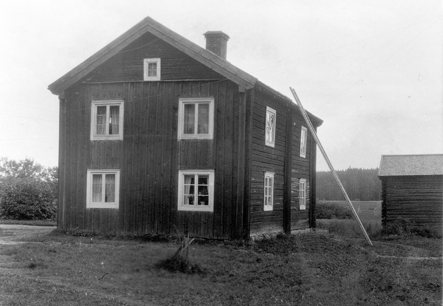 1927
