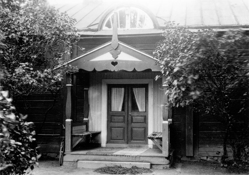1927