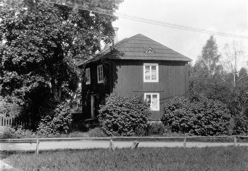 1927