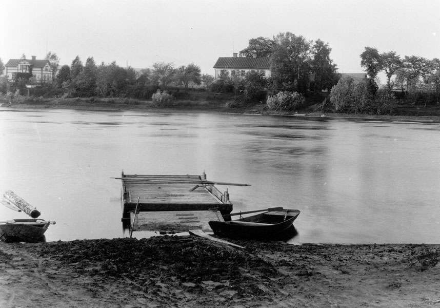 1927